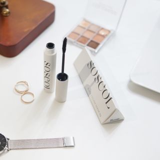 더소설 소설 블랙아이래쉬 세럼 10g(SOSEOL BLACK EYELASH SERUM 10g) — 4.5점을 준 리뷰어가 2023년 12월 올린 사용 사진