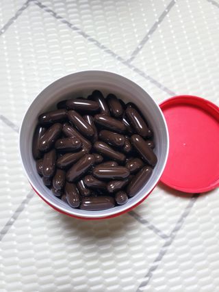 Swisse 스위스 고함량 프로폴리스 2,000mg 210정 — 4점을 준 리뷰어가 2021년 11월 올린 사용 사진