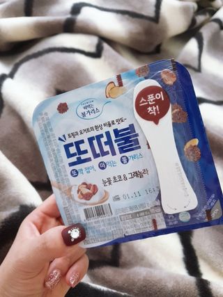 남양유업 또깍 접어 떠먹는 불가리스 2종 — 5점을 준 리뷰어가 2021년 1월 올린 사용 사진