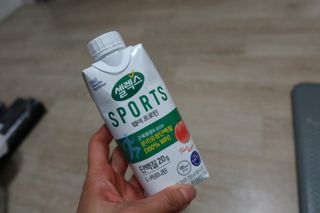 셀렉스스포츠 셀렉스 스포츠 웨이 프로틴 복숭아_ 330ml x 12팩 — 5점을 준 리뷰어가 2021년 11월 올린 사용 사진