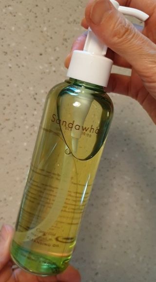 스킨큐어 산다화 순한 클렌징 동백 오일 200ml — 5점을 준 리뷰어가 2022년 8월 올린 사용 사진