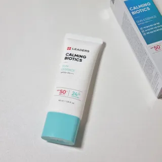리더스코스메틱 리더스 카밍 바이오틱스 선 에센스 SPF 50+ PA++++ — 5점을 준 리뷰어가 2022년 5월 올린 사용 사진