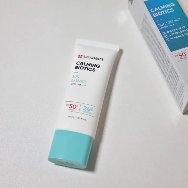리더스 카밍 바이오틱스 선 에센스 SPF 50+ PA++++ 리뷰 사진