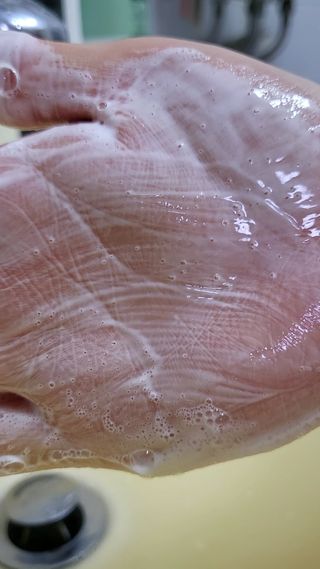 닥터에프파이브 젤리스크럽 소프트 클렌징폼 120ml — 5점을 준 리뷰어가 2022년 5월 올린 사용 사진