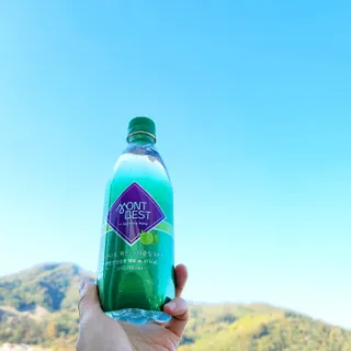 몽베스트 Montbest with Sparkling water Lime20병 — 5점을 준 리뷰어가 2022년 10월 올린 사용 사진
