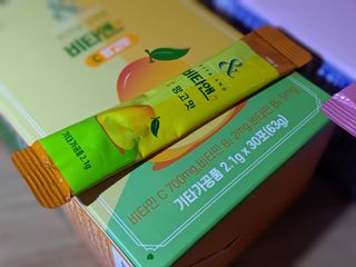 비타앤C 레몬맛, 망고맛 — 5점을 준 리뷰어가 2021년 5월 올린 사용 사진