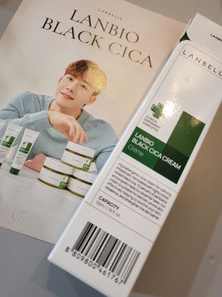 랑벨 랑바이오 블랙 시카 크림 50ml(블랙비 프로폴리스, 시카 4종, 판테놀 10 함유) — 5점을 준 리뷰어가 2022년 7월 올린 사용 사진
