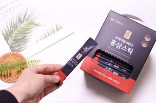[푸름웰니스] 프리미엄 6년근 홍삼스틱 3mg x 100포 — 5점을 준 리뷰어가 2022년 3월 올린 사용 사진