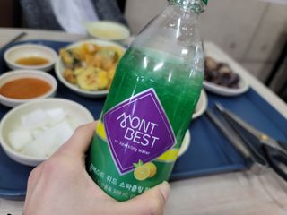 몽베스트 Montbest with Sparkling water Lemon OR Lime 20병(랜덤) — 5점을 준 리뷰어가 2021년 10월 올린 사용 사진