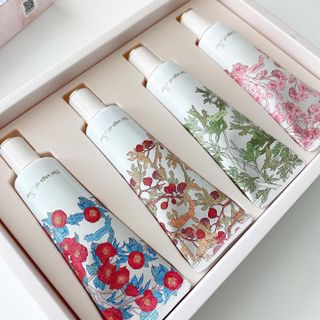 더사가오브수 [사가수] 사계절 원료를 담아내어 진한 보습을 선사하는, 효혜윤 보태니컬 에너지 핸드크림 세트 — 5점을 준 리뷰어가 2023년 3월 올린 사용 사진