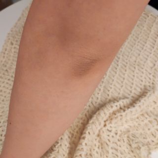 비엔디 2NOW[한글]]BnD 바디 미백 겨드랑이 크림 — 5점을 준 리뷰어가 2025년 3월 올린 사용 사진