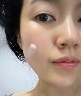Dr.느루벗 느루벗 모이스쳐 24 크림 — 4점을 준 리뷰어가 2021년 2월 올린 사용 사진