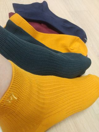 [사이즈가 있는 양말 필로이] 남/여 골지 발목 양말 4족 세트 남【S, M, L, XL】여【S, M, L】_컬러 랜덤 — 5점을 준 리뷰어가 2022년 6월 올린 사용 사진