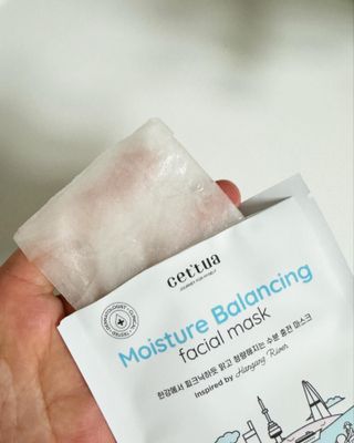 세뚜아(Cettua) [세뚜아] 모이스처 밸런싱 페이셜 마스크 Cettua Moisture Balancing Facial Mask 5매 — 5점을 준 리뷰어가 2023년 12월 올린 사용 사진
