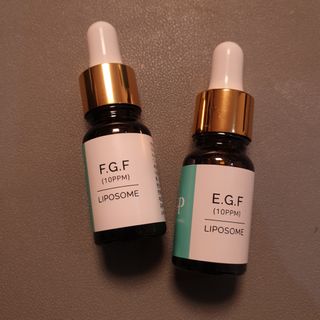 랑팡 EGF+FGF 10ppm 리포좀 앰플 원액 10ml — 5점을 준 리뷰어가 2021년 11월 올린 사용 사진