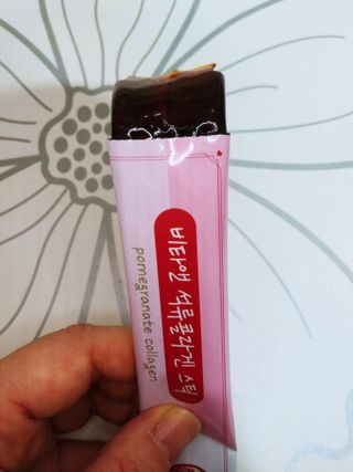 비타앤 석류콜라겐스틱 — 5점을 준 리뷰어가 2021년 5월 올린 사용 사진