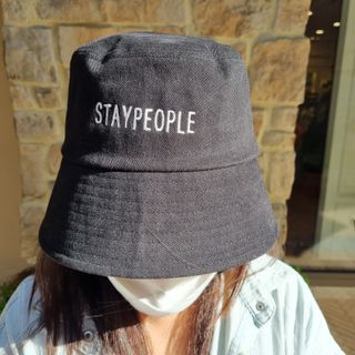 [스테이피플] STAYPEOPLE BUCKET HAT (BLACK) — 5점을 준 리뷰어가 2022년 9월 올린 사용 사진