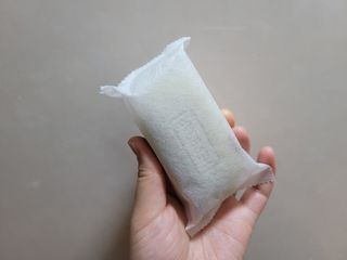 제이제이바이오 허브마사지바 올인원 알약비누 — 4점을 준 리뷰어가 2022년 4월 올린 사용 사진