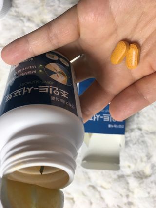 에이치알팜 조인트-서포트 보스웰리아 MSM 650mg x 120정 — 5점을 준 리뷰어가 2021년 6월 올린 사용 사진