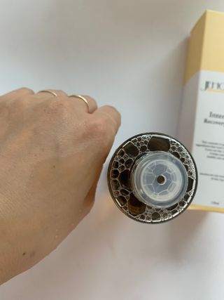 조슈아랩 인텐시브 리커버리 토너, 인텐시브 리커버리 크림 — 5점을 준 리뷰어가 2022년 7월 올린 사용 사진