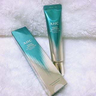 [NEW 탄력유턴 아이크림] AHC 유스 래스팅 리얼 아이크림 포 페이스 — 4점을 준 리뷰어가 2021년 3월 올린 사용 사진