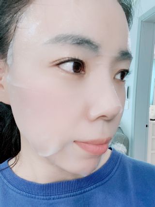 Dr.느루벗 느루벗 EGF FGF 스킨 리커버리 마스크 10장 — 5점을 준 리뷰어가 2021년 3월 올린 사용 사진
