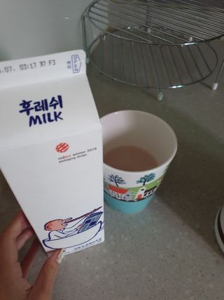 뉴트리션팩토리 닥터큐어 프리미엄쉐이크 다이어트쉐이크 — 5점을 준 리뷰어가 2021년 8월 올린 사용 사진