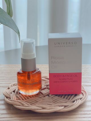 유니베르소 로즈힙 오일 15ml — 4.5점을 준 리뷰어가 2021년 6월 올린 사용 사진