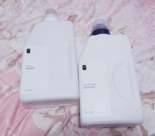 [생활공작소] 섬유유연제 + 세탁세제 1.5L 릴리향 — 5점을 준 리뷰어가 2021년 2월 올린 사용 사진