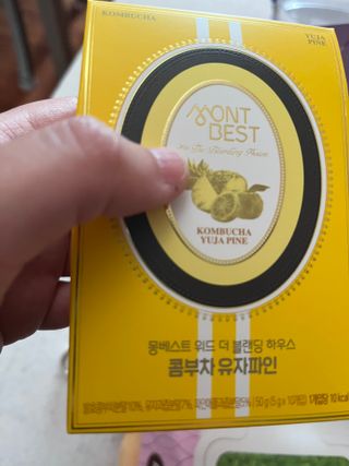 [몽베스트] 위드 더 블랜딩 하우스 콤부차 _ 버라이어티팩II — 5점을 준 리뷰어가 2024년 5월 올린 사용 사진