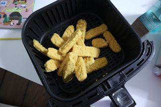 [풀무원] 식물성고기_두부크럼블덮밥소스3종, 두부텐더 — 5점을 준 리뷰어가 2021년 4월 올린 사용 사진