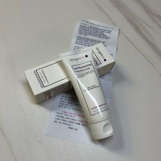 셀프 모이스처라이징 프로텍션 크림 셀프 모이스처라이징 프로텍션크림 — 3.5점을 준 리뷰어가 2022년 4월 올린 사용 사진