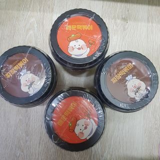 유비쿡 컵떡볶이 매운컵떡볶이2개/ 짜장컵떡볶이 2개  총 4개세트 — 4점을 준 리뷰어가 2021년 2월 올린 사용 사진