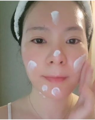 [닥터문] 프리미엄 알로에베라 선크림 500ml — 5점을 준 리뷰어가 2022년 6월 올린 사용 사진