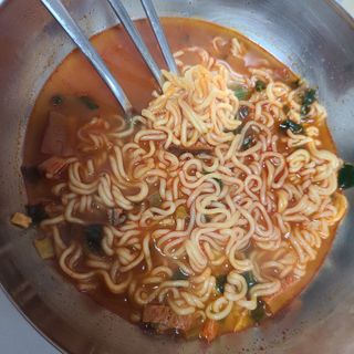 [풀무원] 자연은맛있다 정면, 백면, 홍면  세트 — 5점을 준 리뷰어가 2021년 4월 올린 사용 사진