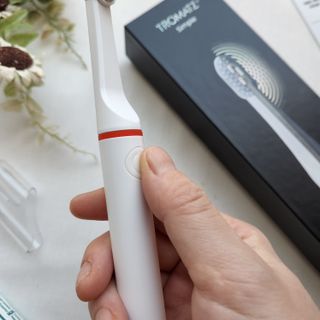 트로마츠 심플 미세전류 칫솔 — 3점을 준 리뷰어가 2022년 5월 올린 사용 사진