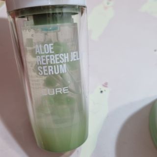 김정문알로에 큐어 큐어 알로에 리프레쉬 젤리 세럼, 큐어 알로에 하이드로 젤리 크림 — 5점을 준 리뷰어가 2021년 2월 올린 사용 사진