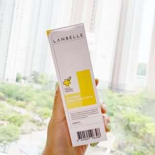 랑벨 비타 에너지 잡티 크림 75ml (피부 속 기미완화크림) — 3점을 준 리뷰어가 2022년 5월 올린 사용 사진