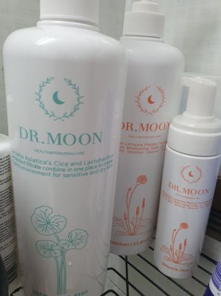 [닥터문] 센텔라 시카케어 화이트머스크 바디워시 1000ml — 5점을 준 리뷰어가 2023년 8월 올린 사용 사진