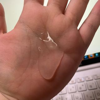 라로지크 X4 스케일링 퍼퓸 샴푸 1,000mℓ — 4점을 준 리뷰어가 2021년 11월 올린 사용 사진