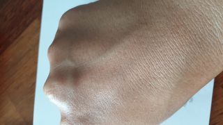 벨레다 카렌듈라 솝& 씨벅쏜 미니 핸드크림 세트 — 5점을 준 리뷰어가 2021년 8월 올린 사용 사진