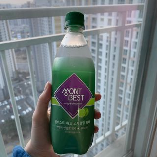 몽베스트 Montbest with Sparkling water Lime20병 — 5점을 준 리뷰어가 2023년 3월 올린 사용 사진