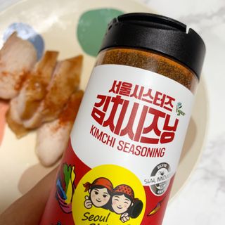 [서울시스터즈] 김치시즈닝 국내 최초 뿌려먹는 김치파우더 100g 1개+ 신제품 김치스낵 90g 2개 — 5점을 준 리뷰어가 2021년 8월 올린 사용 사진