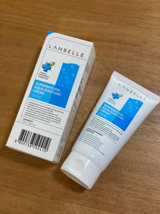 랑벨 수퍼내츄럴 아쿠아 수딩 크림 100ml — 5점을 준 리뷰어가 2022년 4월 올린 사용 사진