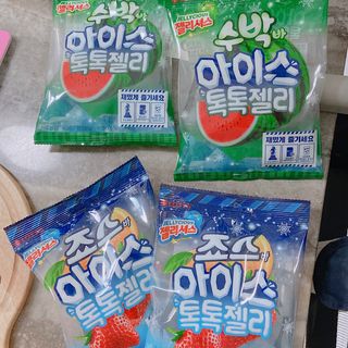 롯데제과 죠스바 아이스 톡톡 젤리 — 5점을 준 리뷰어가 2021년 10월 올린 사용 사진