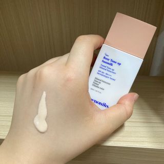 키노닉스 로지 톤업 선밀크 — 5점을 준 리뷰어가 2021년 8월 올린 사용 사진