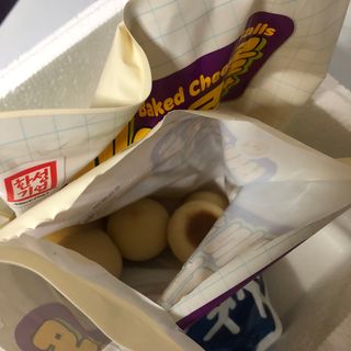 한성기업 베이크볼 치즈몽땅 300g x 2봉 — 4점을 준 리뷰어가 2021년 9월 올린 사용 사진