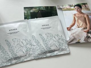 리브얼 | LIVALL 바이오셀룰로오스 마스크 레스트 앤 글로우 듀오 33ml  (2매) & 블루미 레스트 포션 — 4.5점을 준 리뷰어가 2022년 8월 올린 사용 사진
