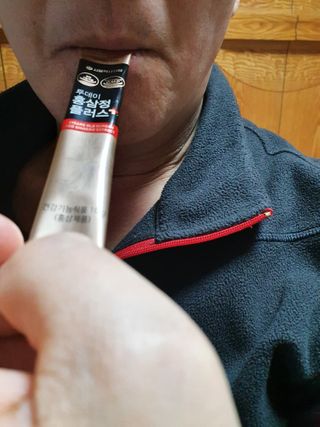 서울약사신협_투데이홍삼정플러스스틱_10g x 30포 — 5점을 준 리뷰어가 2020년 12월 올린 사용 사진