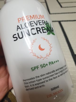[닥터문] 프리미엄 알로에베라 선크림 500ml — 5점을 준 리뷰어가 2022년 6월 올린 사용 사진